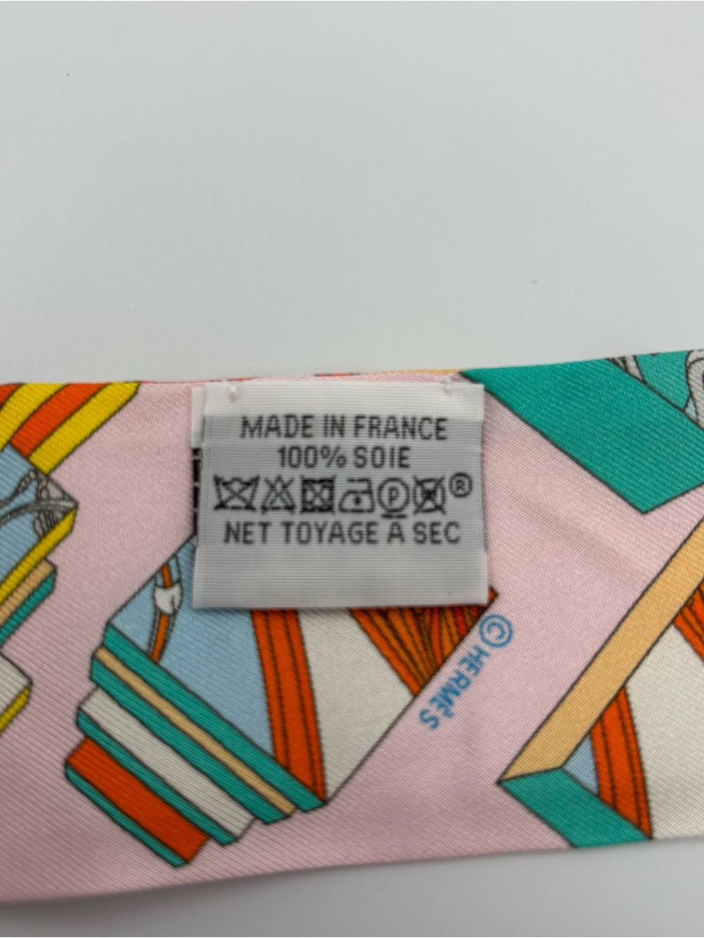 Hermes Springs Springs Twilly Silk Scarf Rose Vert Pink Green Multicolor Ribbon - Picture 6 of 6